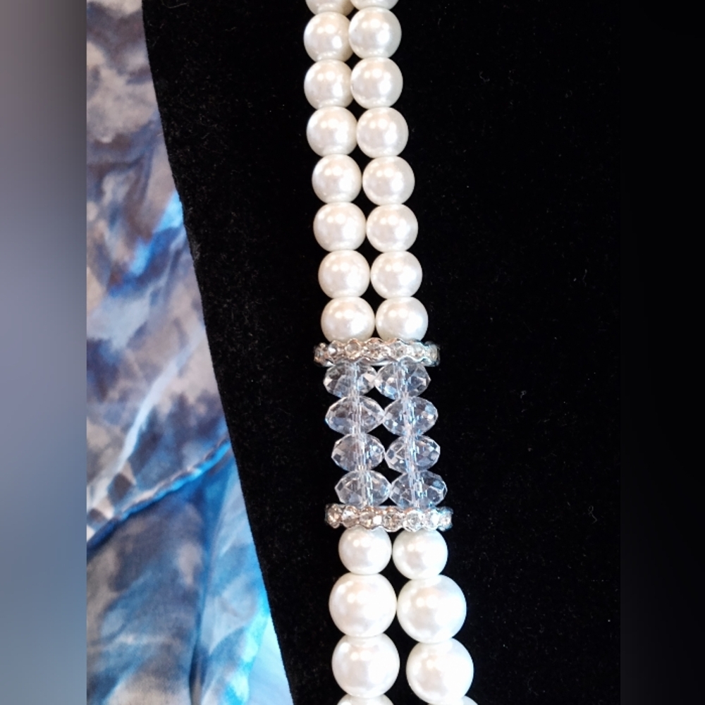 Pretty faux pearl glass crystal beaded double strand necklace. 24 inch long - Picture 3 of 6
